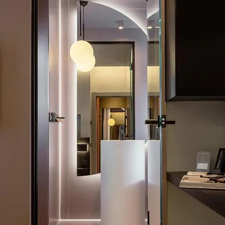 Agio Comfy Place Hotell