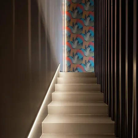 Hotell Agio Comfy Place 4*