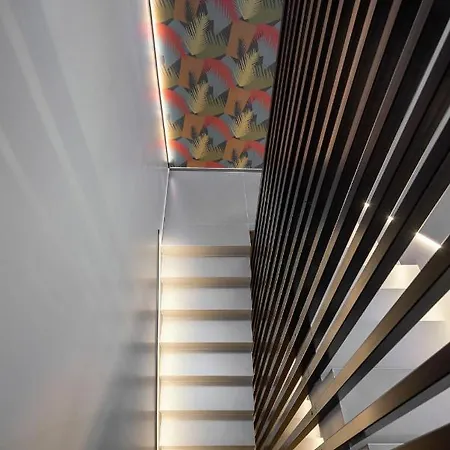 Agio Comfy Place Hotel 4*