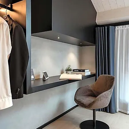 Отель Agio Comfy Place